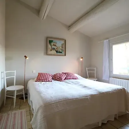 La Maison Rose *